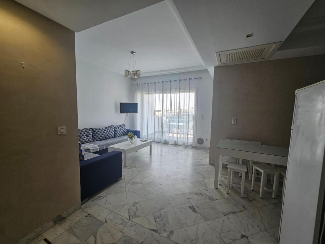 Apartment Location Saisonniere Un S2 Dans Pied Dans L'eau A Kantaoui Sousse